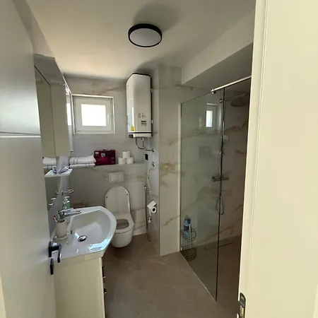 Handzic Villa *